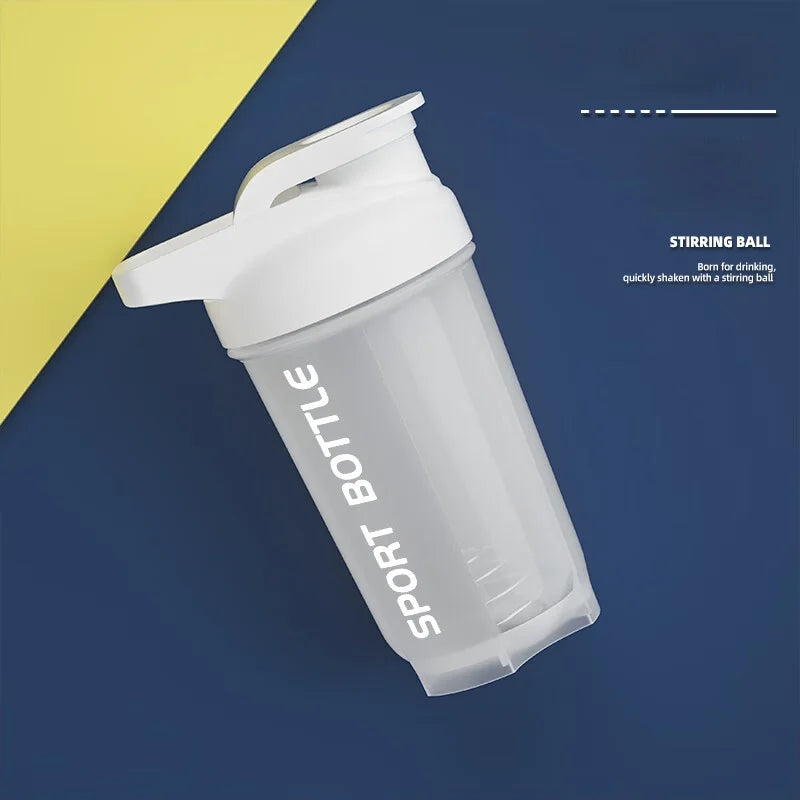 Shaker do Białka 600 ml – Szczelny Kubek Sportowy z Mieszadłem | Butelka na Shake, Wodę i Odżywki