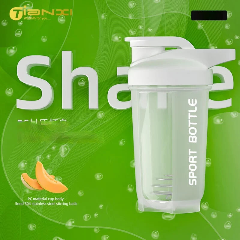 Shaker do Białka 600 ml – Szczelny Kubek Sportowy z Mieszadłem | Butelka na Shake, Wodę i Odżywki