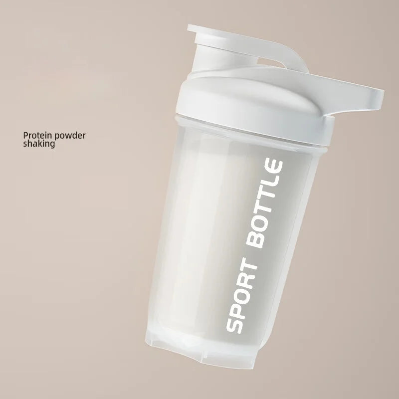 Shaker do Białka 600 ml – Szczelny Kubek Sportowy z Mieszadłem | Butelka na Shake, Wodę i Odżywki